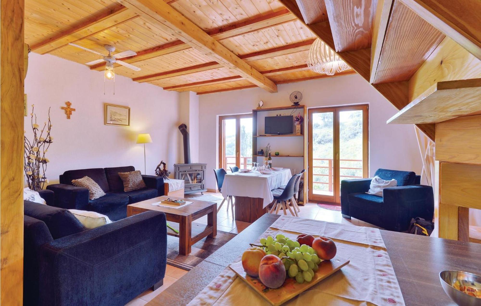 2 Bedroom Gorgeous Home In Trstenik Puscanski Exterior photo